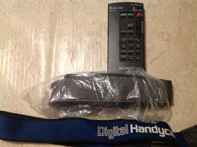 Sony Digital Handycam DCR-VX 1000 E