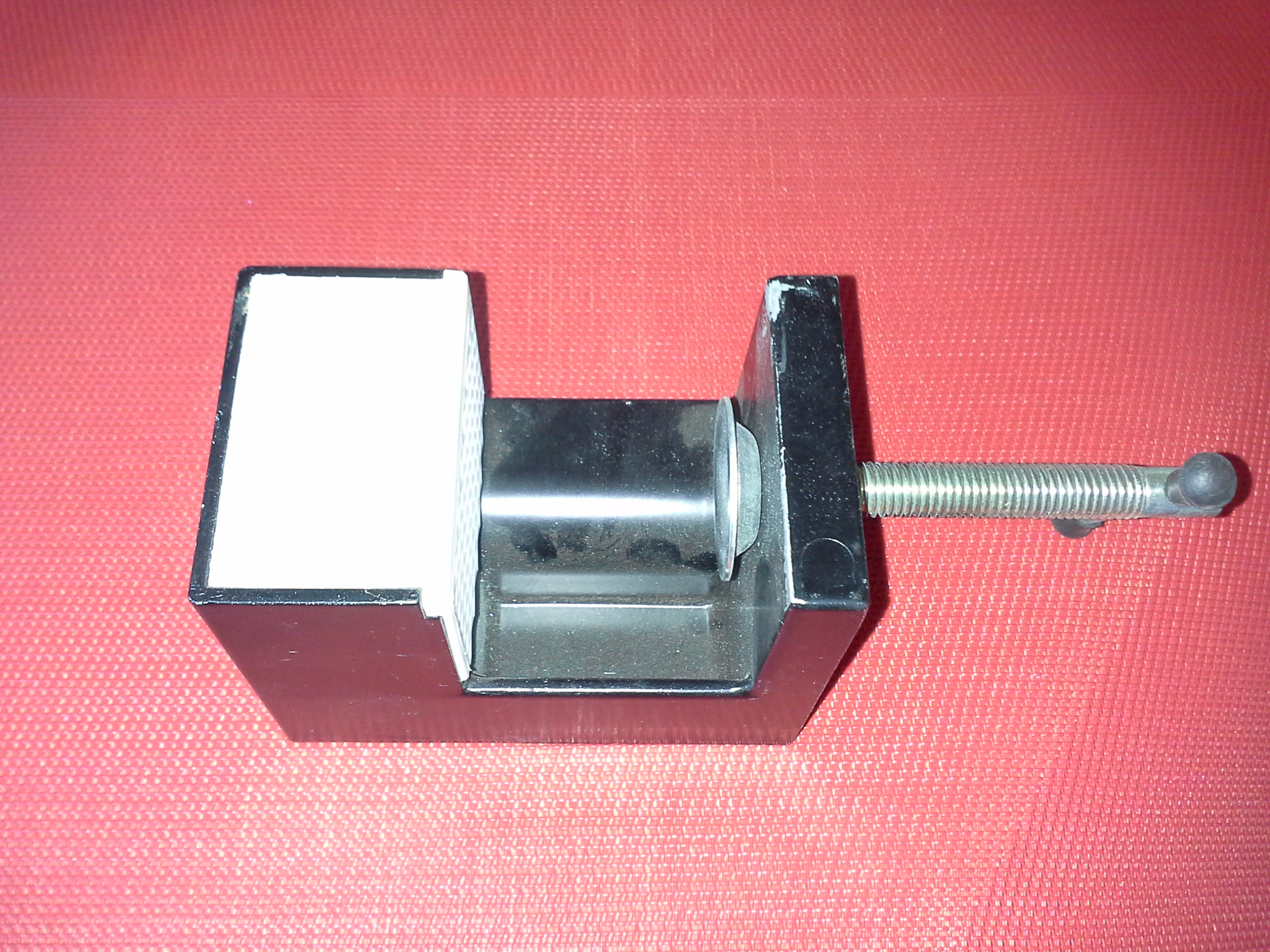 Schraubzwinge mit 2 x Halterung rund