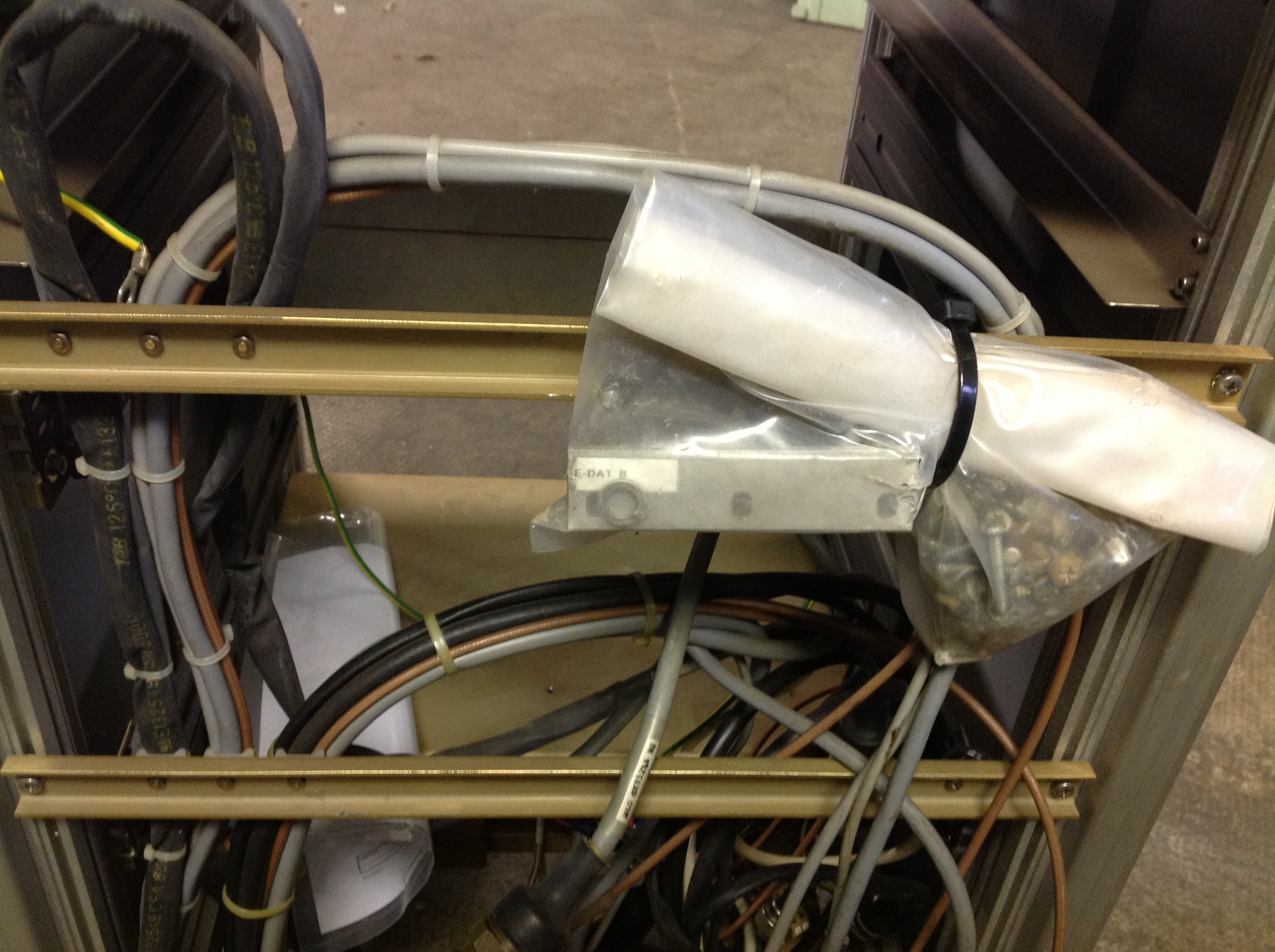 HF-Sender/ Empfangsanlage Rohde & Schwarz XK 852 150 W HF-Sender/ Empfangsanlage Rohde & Schwarz XK 852 150 W