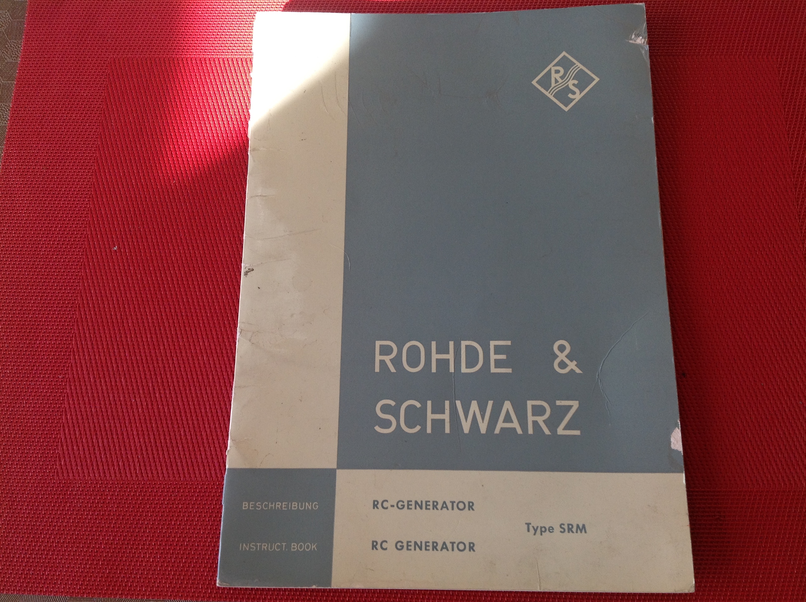 Rohde & Schwarz RC-Generator Type SMR