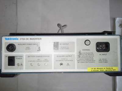 Tektronix 2704 DC Inverter mit 2705 Battery Pack