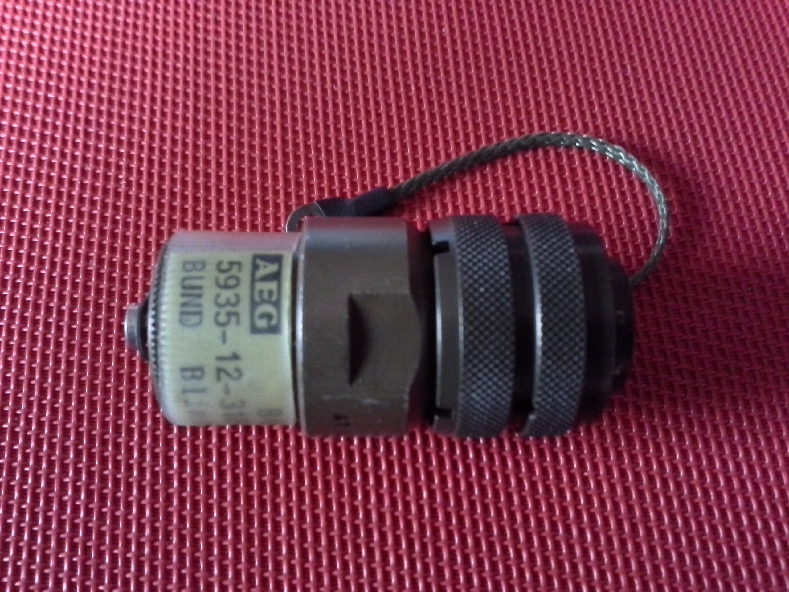 AEG Blindstecker B437 (weiblich)