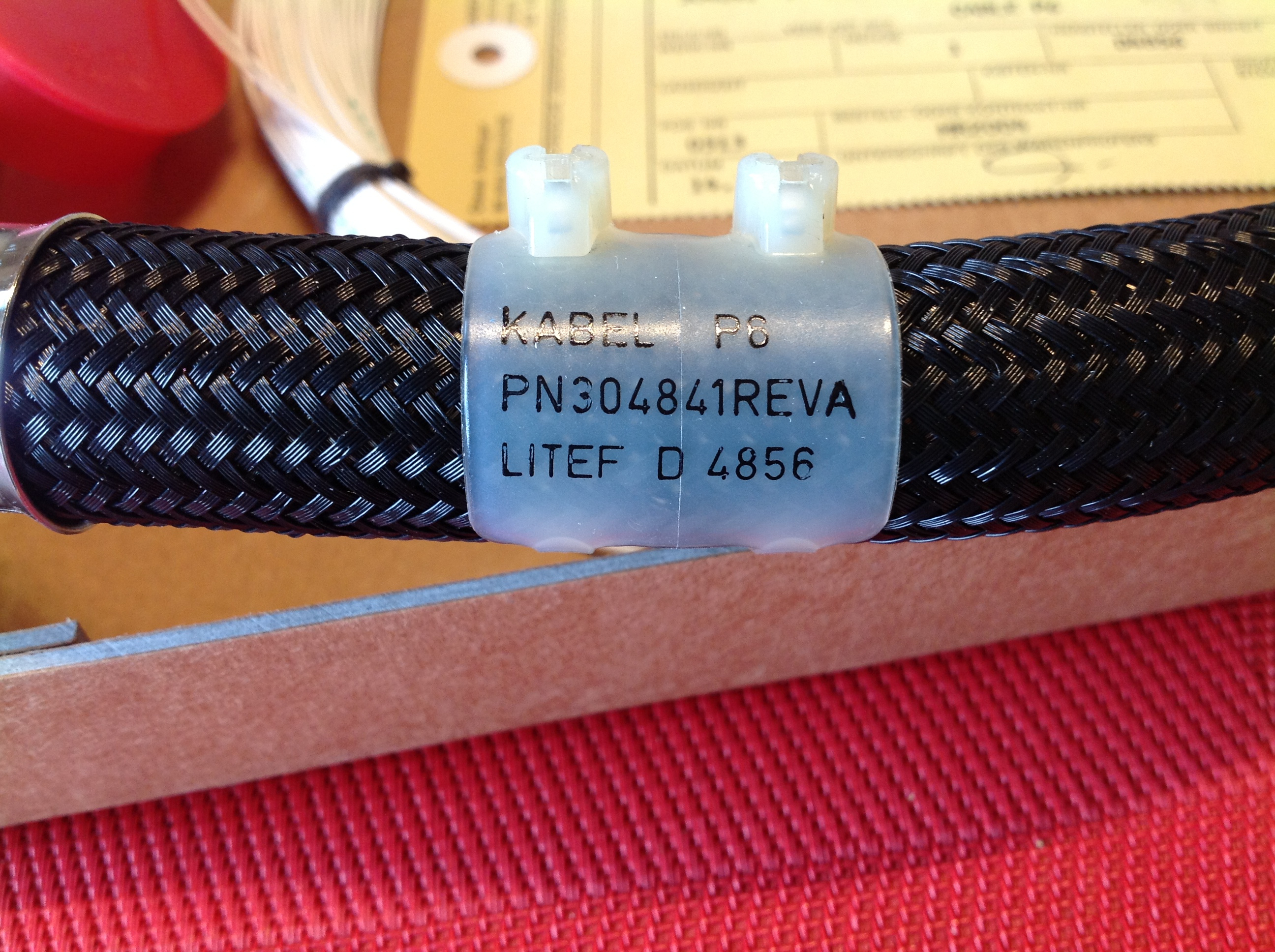 Spezialkabel P6 PN304841REVA Litev D 4856