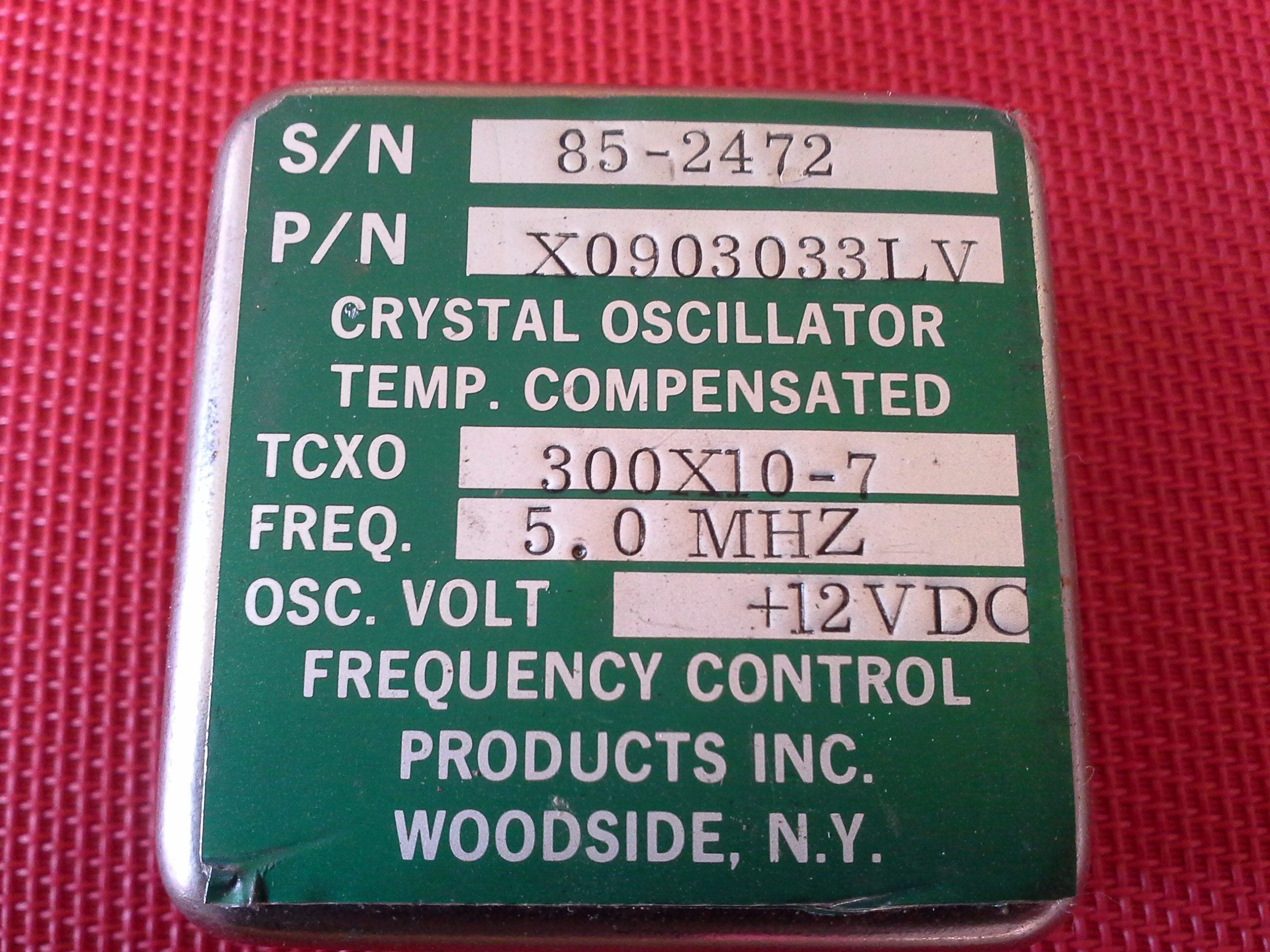Crystal Oszillator TCXO: 300x10-7