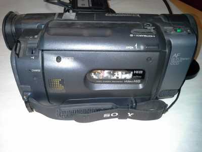 Sony Video Camera Recorder Hi8 CCD-TR3000E