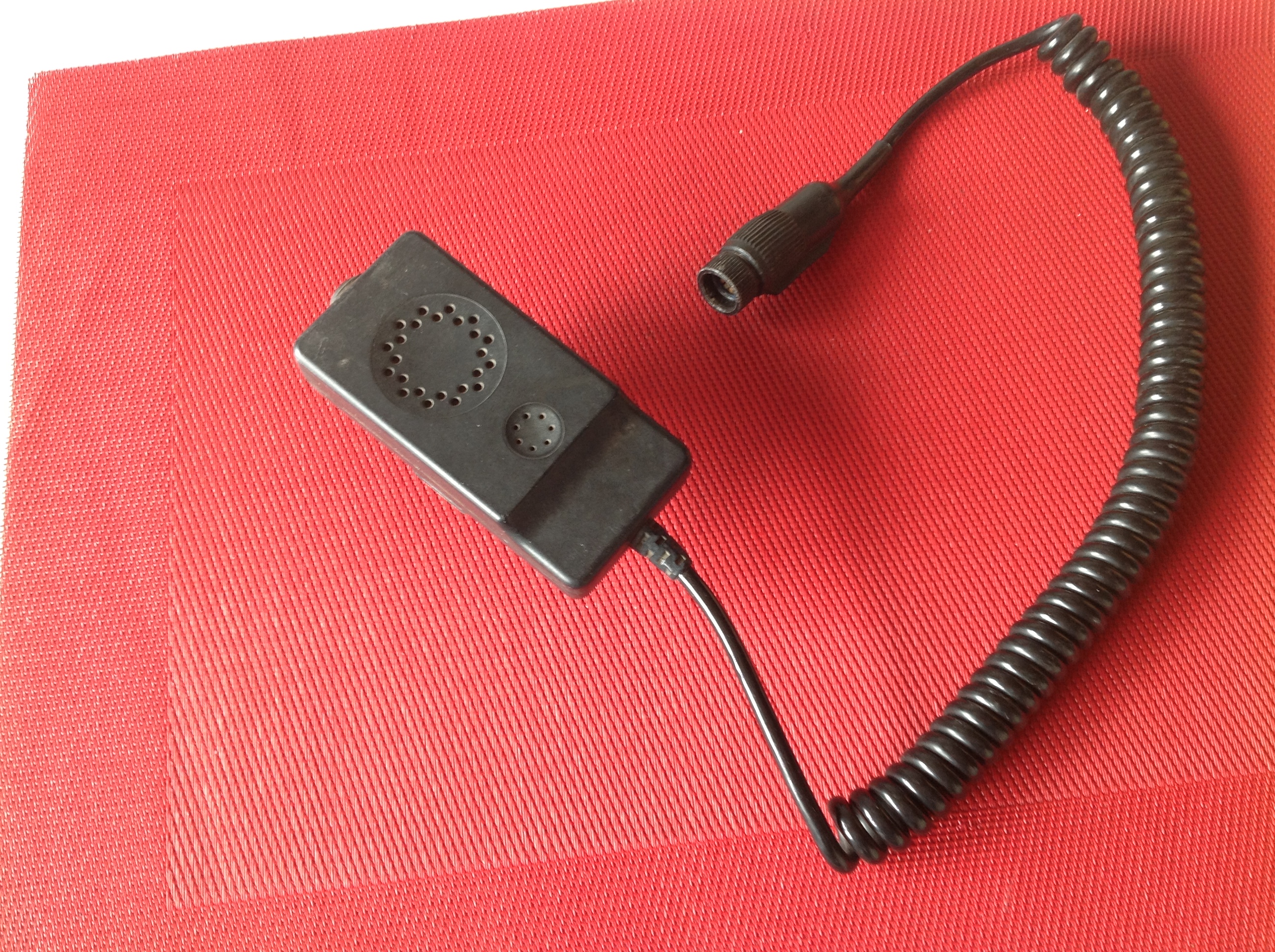 Peiker Handsprechapparat, Lautsprecher-Mikrophon mit NF-10 Stecker