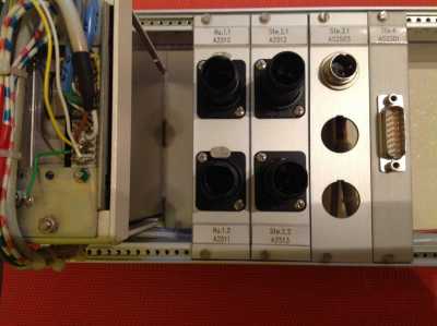 19 Einschub mit Einsatz Siemens 5601 und Monitora 5129"
