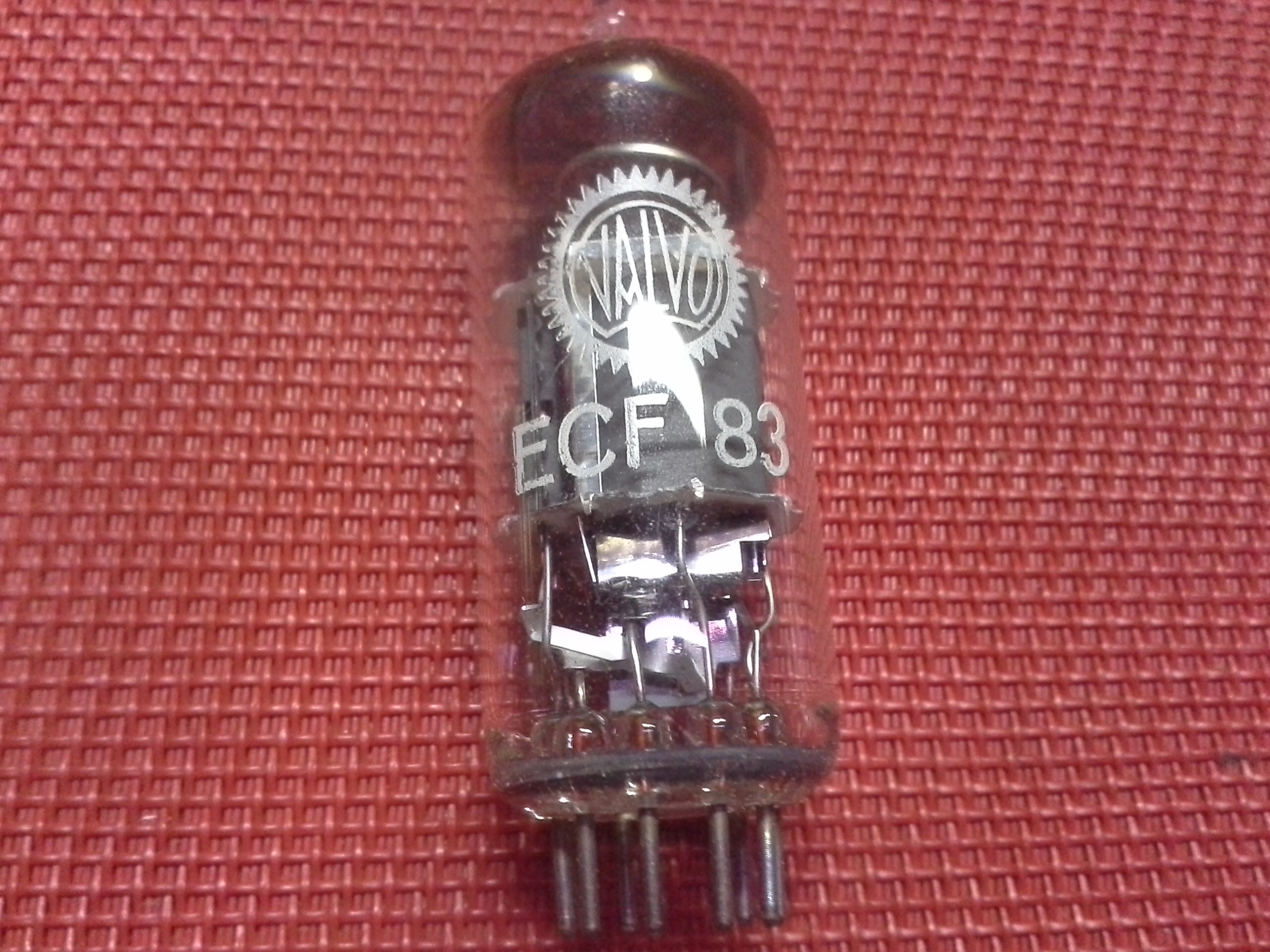 Elektronenröhre Typ ECF 83