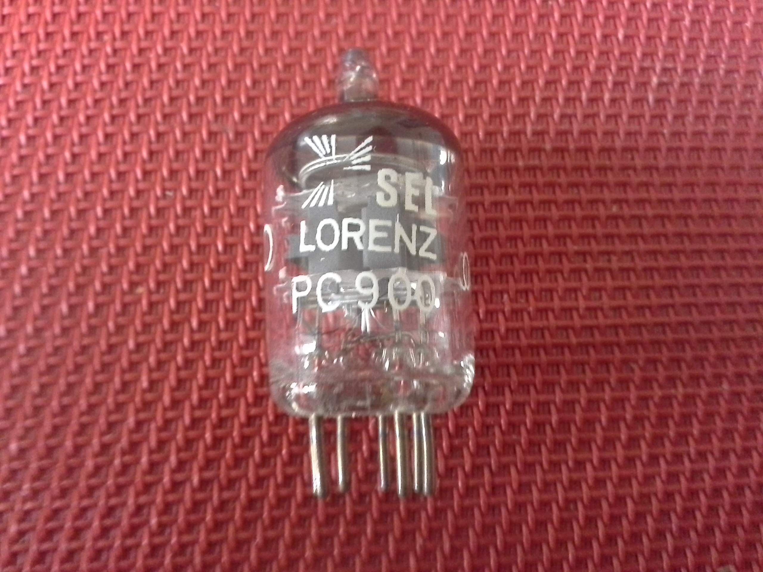 Elektronenröhre Typ PC 900