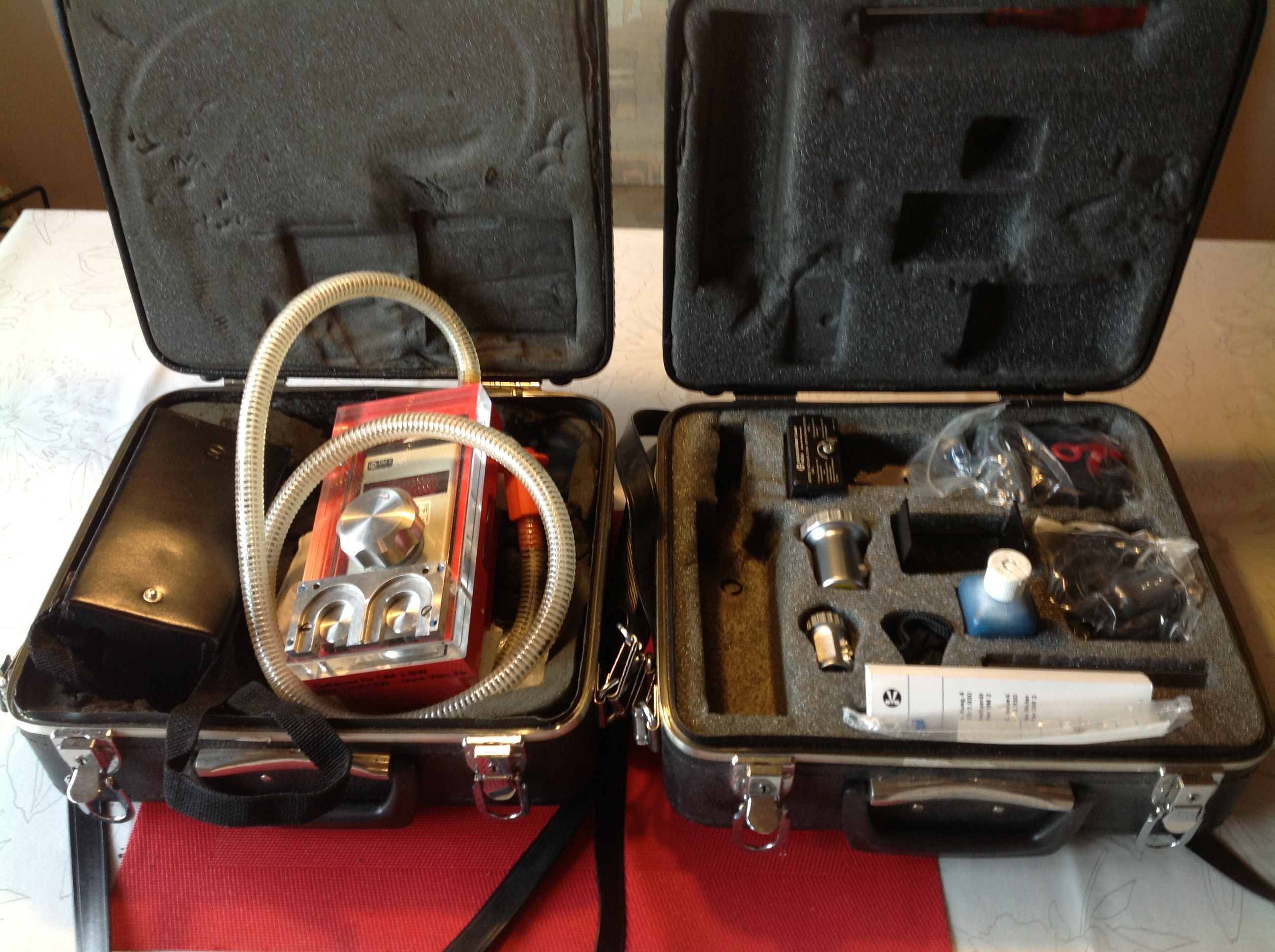 Krautkrämer Wanddickenmeßgerät Typ DM 2 - BW mit Aufnahmeadapter für Unterwassernutzung