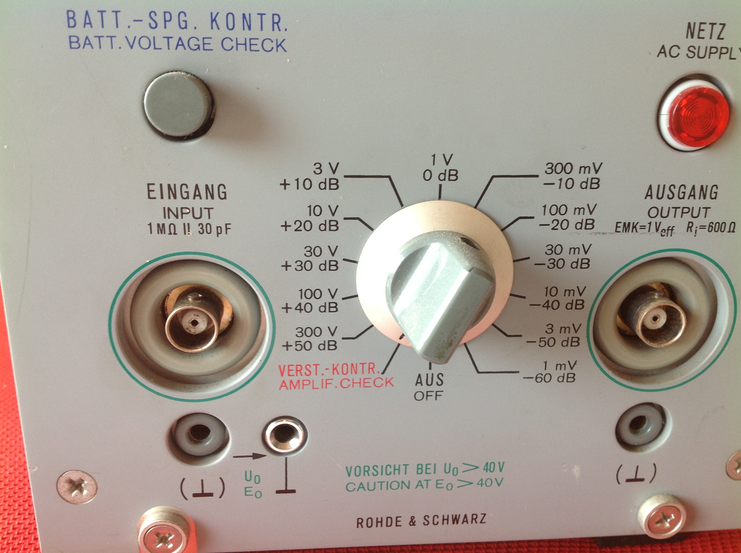 Rohde &amp; Schwarz NF-Millivoltmeter 10 Hz....1 MHz Type UVN