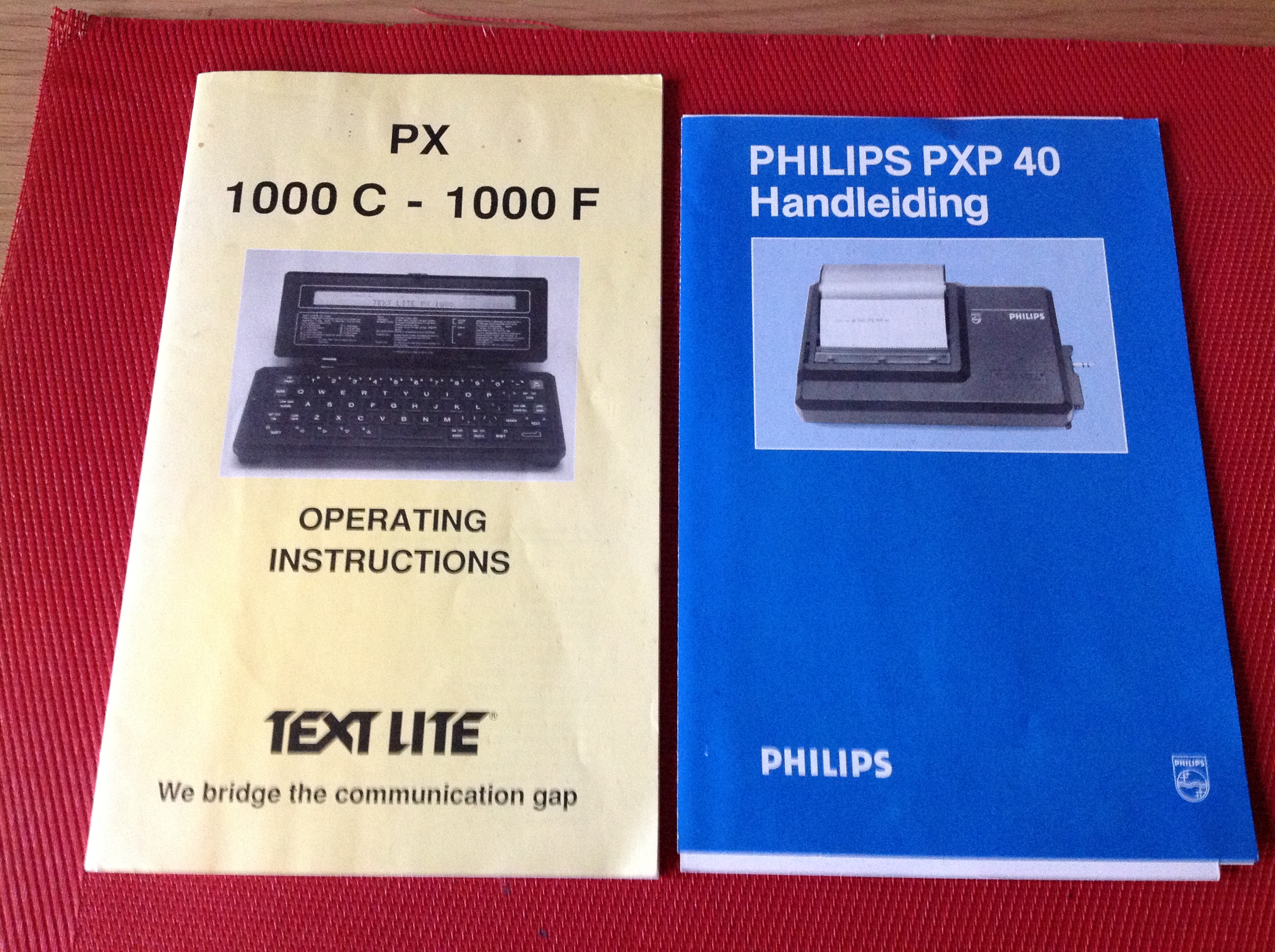 Fernschreiber Philips PX 1000 + Phillips PXP 40 Printer + 6 x Ersatzrollen + Bedienungsanleitungen