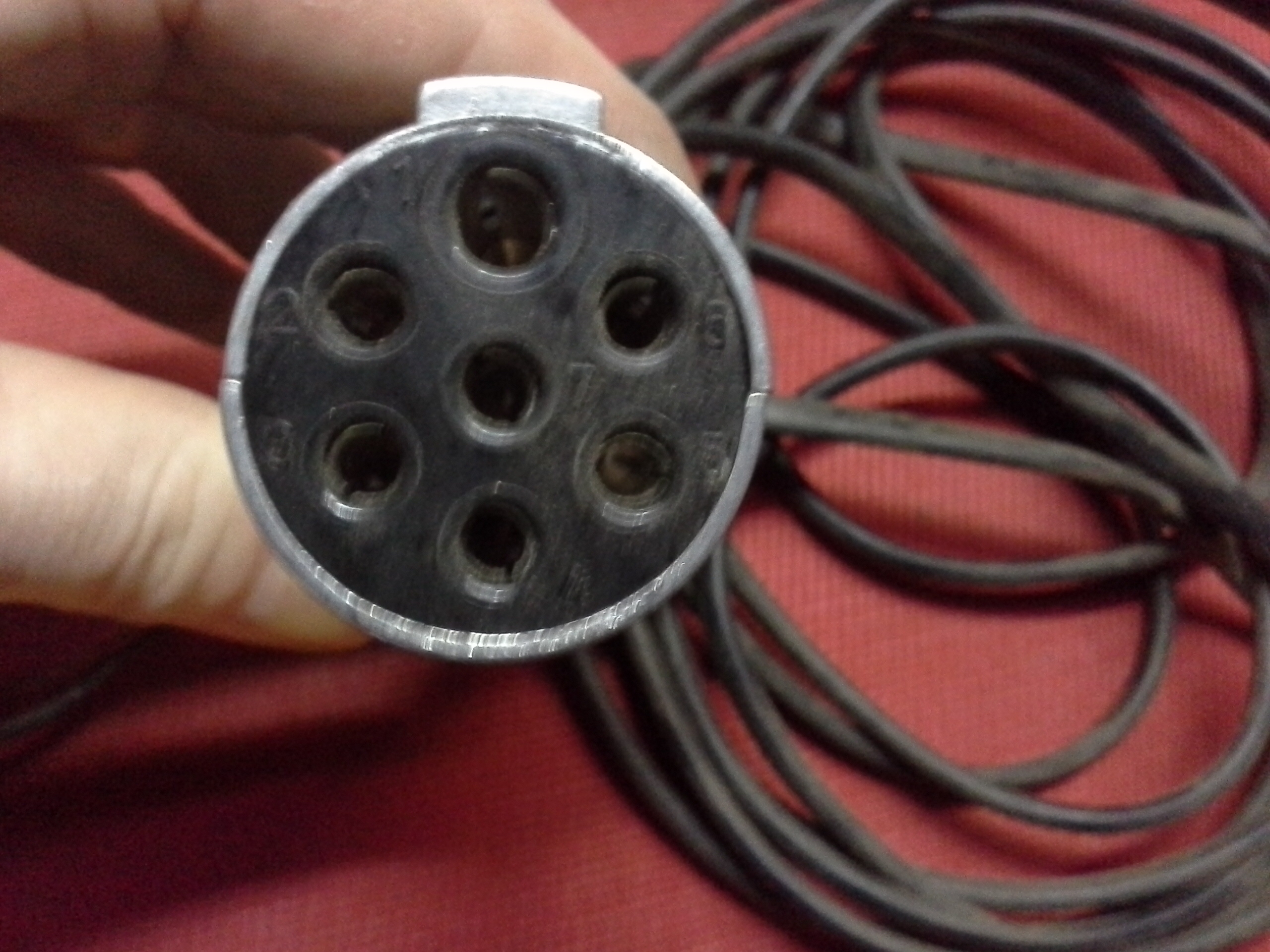 Stecker 7 polig 24V mit Kontaktbuchse mit Flachsteckanschluss