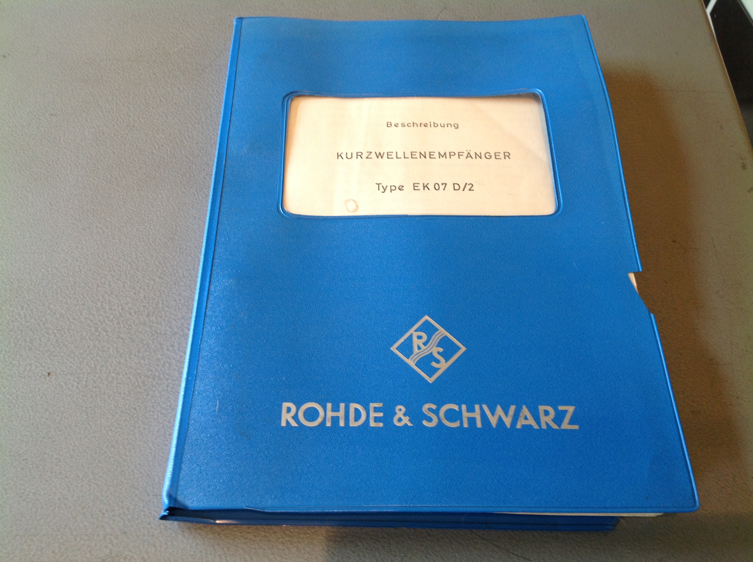 Rohde &amp; Schwarz Kurzwellen-Empfänger 0,5....30,1 MHz Type EK 07