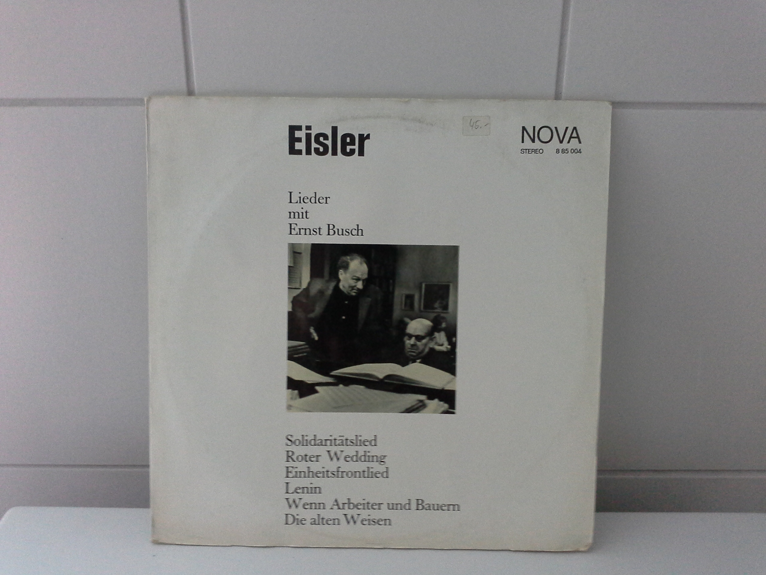 Eisler - Lieder mit Ernst Busch