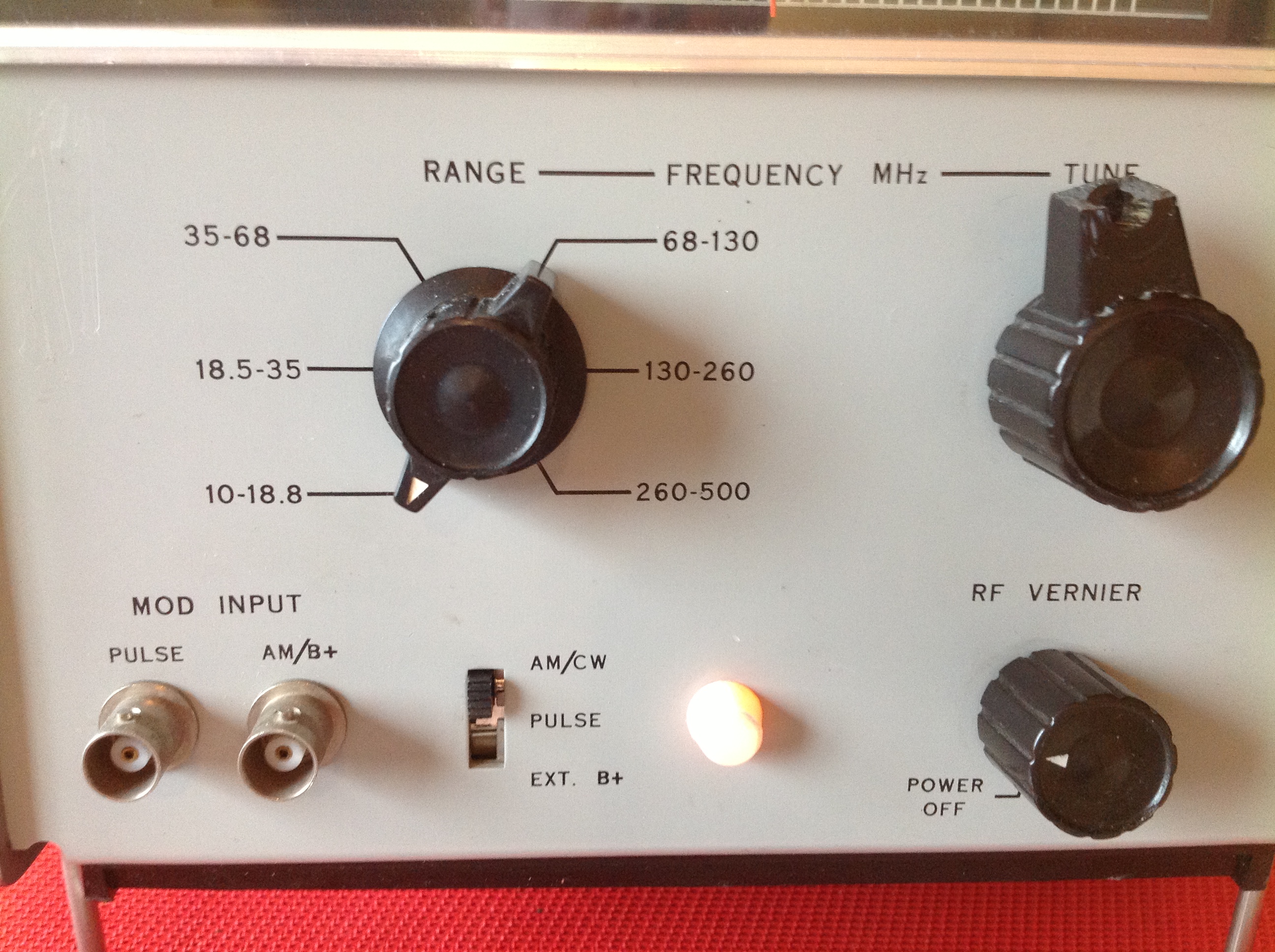 Hewlett Packard VHF Oscillator 3200B