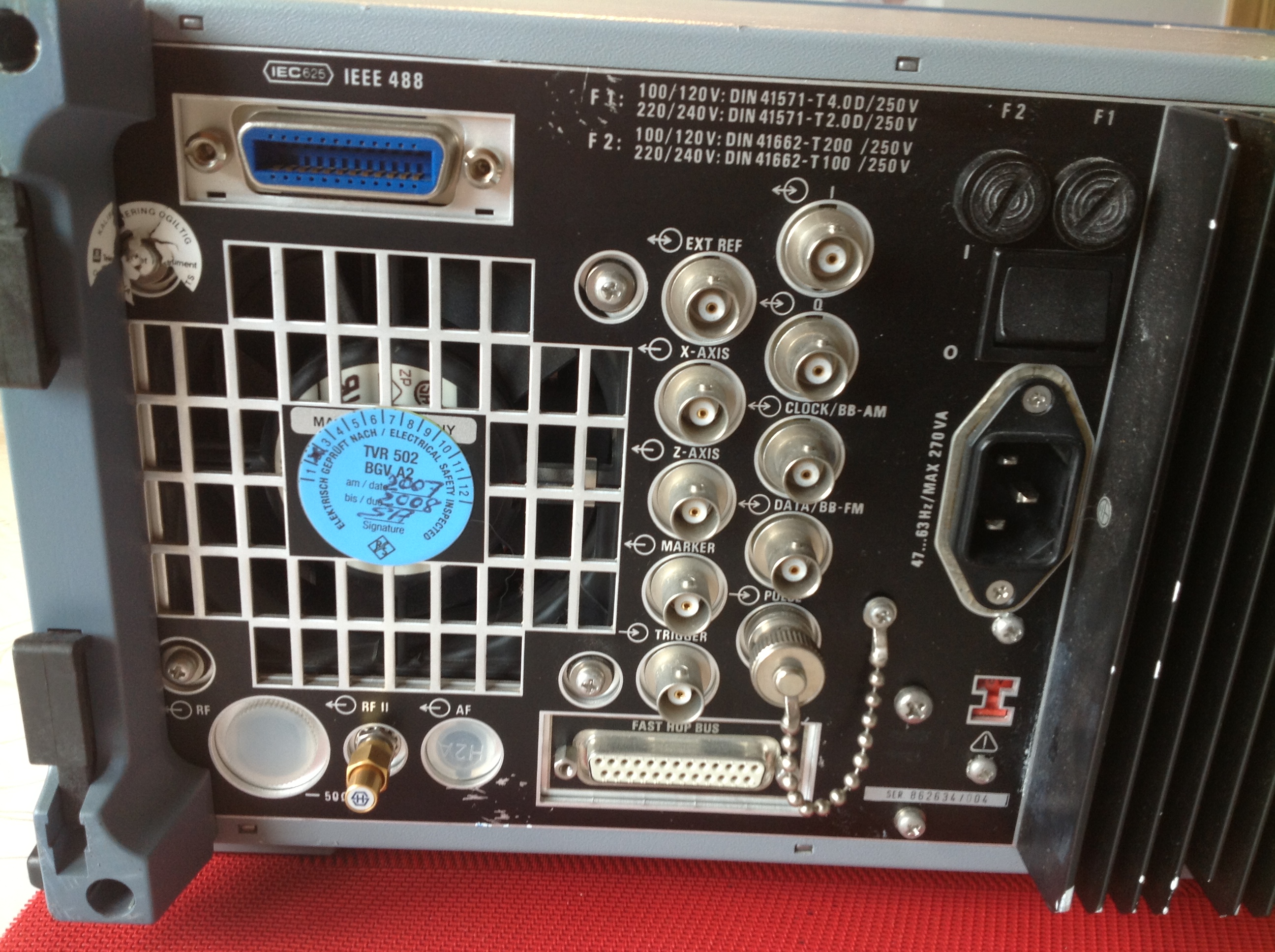 Rohde &amp; Schwarz Signal Generator SMHU 100 KHz....4,320 GHz