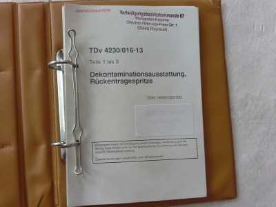 Dekontaminationsausstattung, Rückentragespritze, TDv 4230/016-13