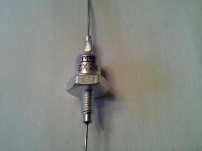 AEG-Telefunken Zener Diode ZX24 - M4 Gewinde