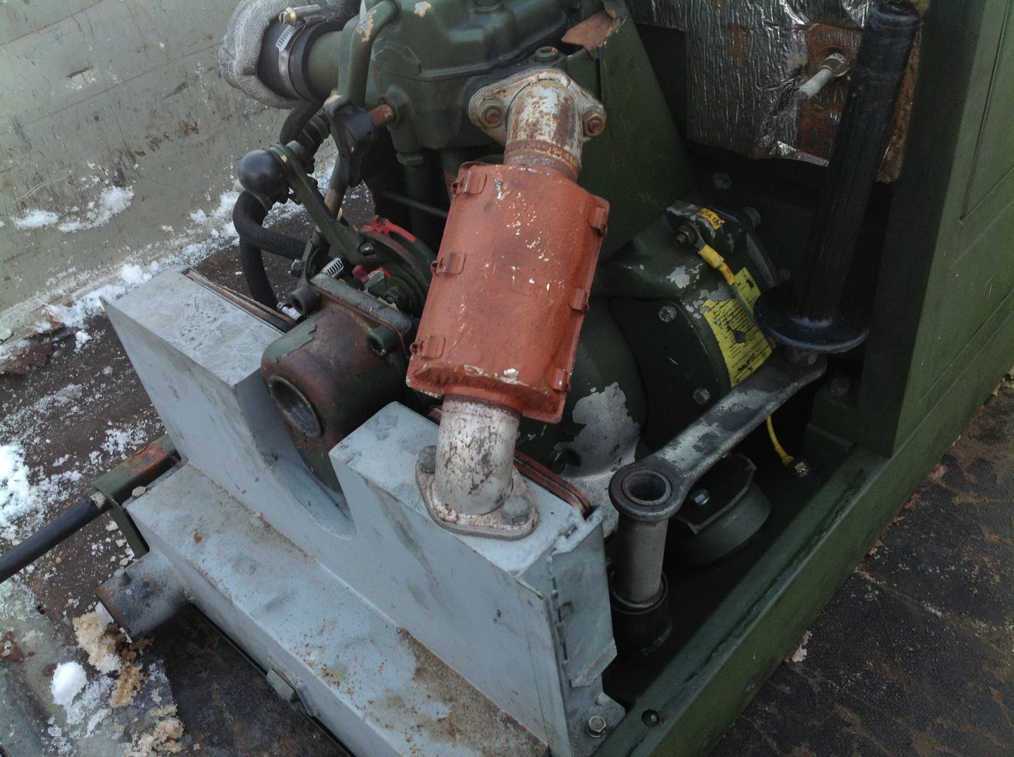 Bundeswehr Stromaggregat 2,2 KVA - 3 KW