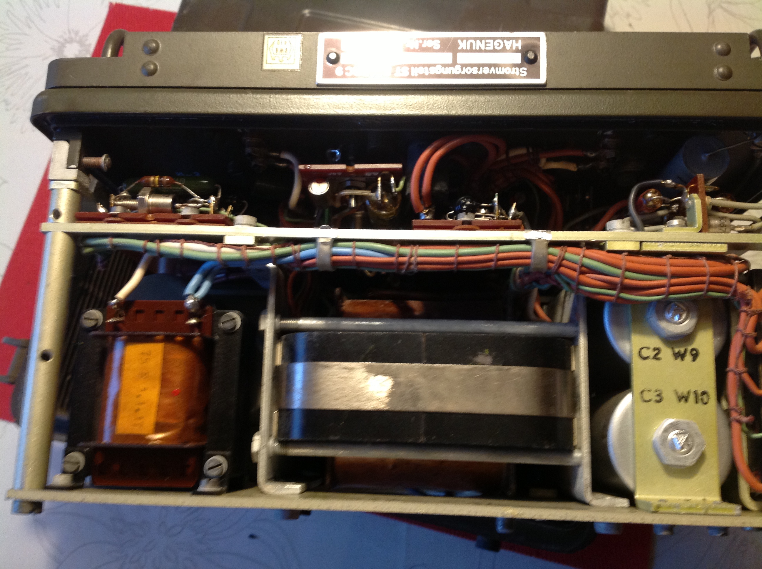 Hagenuk Stromversorgungsteil ST 24/LV 80 Leistungsverstärker für Funkgerät GRC-9